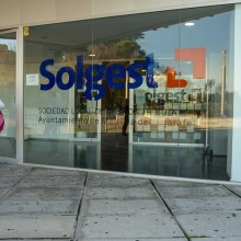 El pleno de Mairena aprueba la cesión de activos y pasivos de Solgest y su disolución