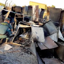 La Guardia Civil investiga a dos personas por su supuesta implicación en un incendio forestal y cuantiosos daños materiales en Pilas