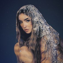 Lola Índigo regresa esta noche a Icónica Santalucía Sevilla Fest