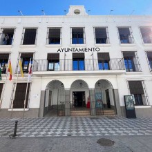 Coria del Río aprueba el presupuesto de 2026 sin subir los impuestos