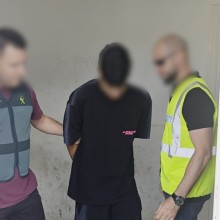 Detenidos dos jóvenes por un delito de odio y lesiones graves tras agredir violentamente a una persona sin hogar en Mairena del Aljarafe