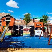 El parque infantil Pablo De Olavide de Cañada Rosal ya está en uso