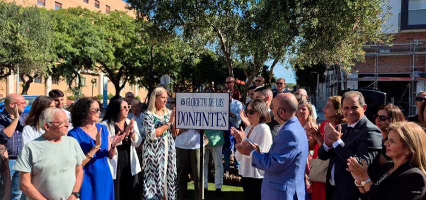 Bormujos inaugura la 'Glorieta de los donantes'  como símbolo de vida