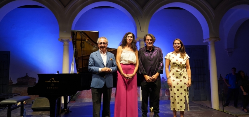 La XLVI Noche Flamenca Ecijana arranca con un lleno absoluto en el concierto de David Peña 
