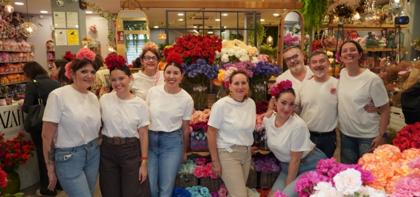 Blanco Azahar refuerza el asesoramiento personalizado  en la moda flamenca con su nueva colección “Expansión”