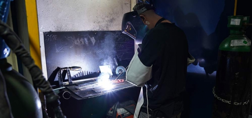 COMEGU lanza un curso de soldadura TIG con alta proyección laboral para jóvenes
