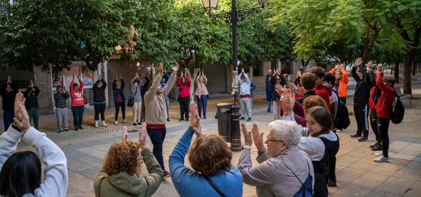 Mairena comienza un proyecto intergeneracional para unir a jóvenes y mayores a través del deporte
