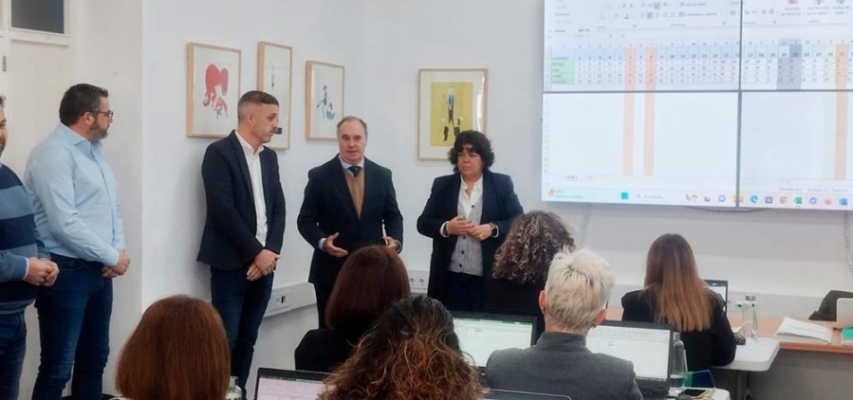 Unas 100 mujeres del mundo rural de Huévar del Aljarafe se forman en competencias digitales, gracias al Programa Preparadas