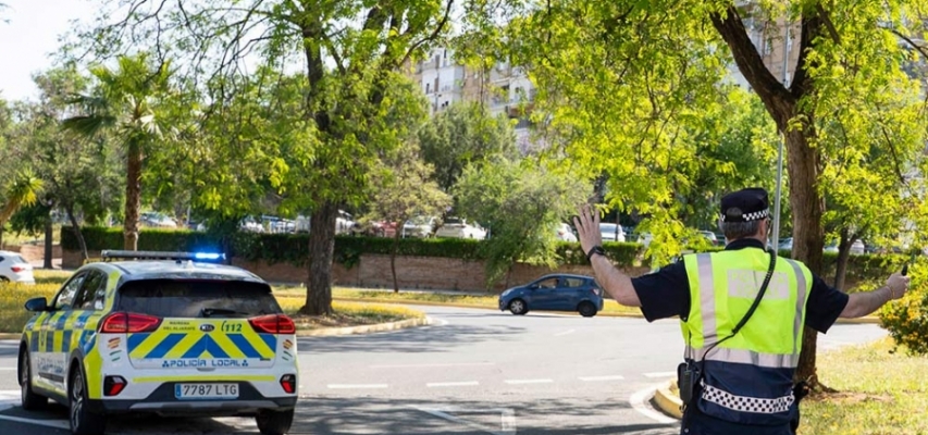 La Policía Local de Mairena detiene a un hombre con dos órdenes judiciales