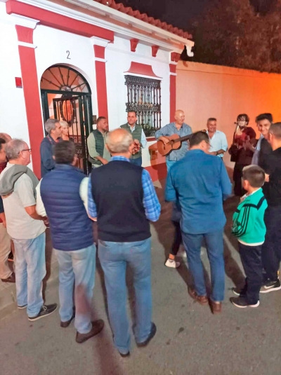 El Coro de Campanilleros 'Nuestra Se&ntilde;ora de la Soledad', de Castilleja de la Cuesta, inicia su tradicional Ronda de &Aacute;nimas