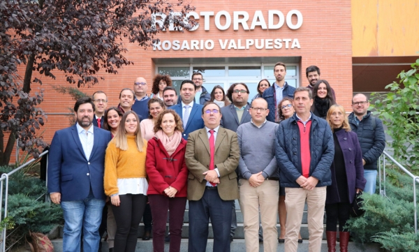 Estudiantes de la Universidad Pablo de Olavide realizar&aacute;n pr&aacute;cticas durante tres meses en cinco centros Guadalinfo de Sevilla