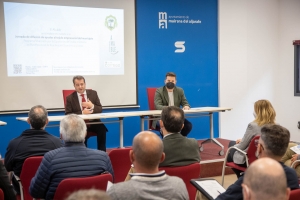 Mairena del Aljarafe firma 21 nuevos contratos con ayuda municipal