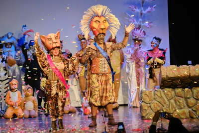 El Carnaval de Gines 2020 arranca con una espectacular proclamación de los Ninfos y un Pregón Inaugural lleno de fantasía