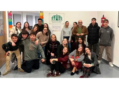 M&aacute;s de 300 j&oacute;venes de 12 a 17 a&ntilde;os ya disfrutan del renovado Espacio Joven de Salteras