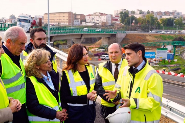 La Junta finalizar&aacute; en febrero las obras del primer carril BUS-VAO de entrada a Sevilla desde el Aljarafe