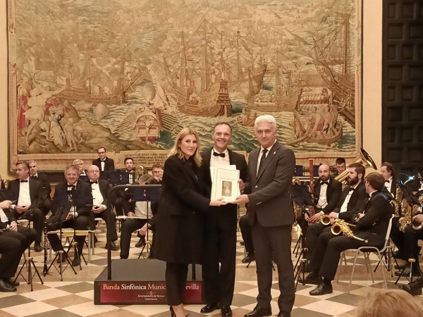 La Hermandad de Santiago de Castilleja incorpora a su archivo un facsímil de la partitura original de 'Pasan los Campanilleros'