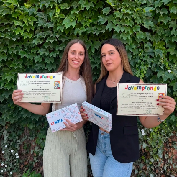 Dos alumnas del IES Alixar, premiadas en la XVI edici&oacute;n del concurso Jovenemprende