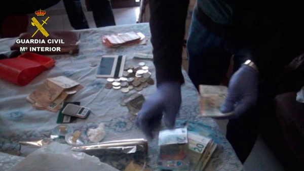 Desmantelado en Pilas un punto de venta de hero&iacute;na y coca&iacute;na