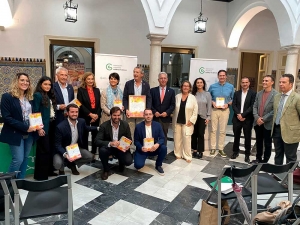 La Asociaci&oacute;n Espa&ntilde;ola Contra el C&aacute;ncer presenta su Agenda Solidaria 2025