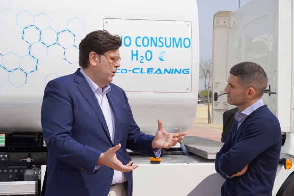 Surtruck presenta los dos primeros equipos de limpieza totalmente el&eacute;ctricos y con reducci&oacute;n del consumo de agua en m&aacute;s del 40 %