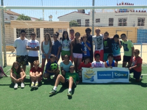 Los jóvenes de Sanlúcar, tras una Master Class de Fútbol.