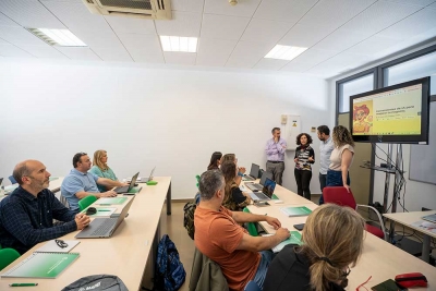 El Ayuntamiento de Mairena ofrece gratis tres cursos de máxima actualidad en noviembre para los negocios locales