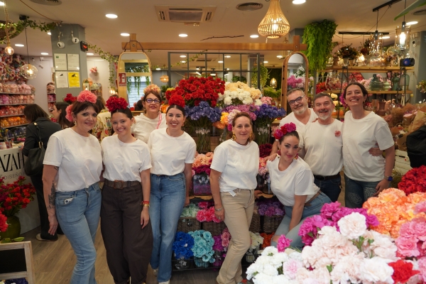 Blanco Azahar refuerza el asesoramiento personalizado  en la moda flamenca con su nueva colecci&oacute;n &ldquo;Expansi&oacute;n&rdquo;