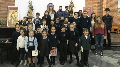 Los alumnos de la Escuela de Seraf&iacute;n Arriaza interpretan sus canciones en la Audici&oacute;n de Primavera