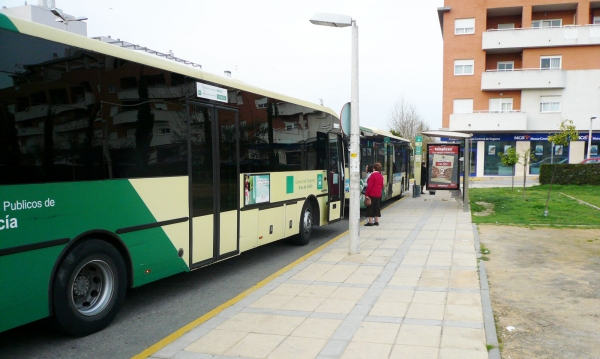 El autob&uacute;s lanzadera que conectar&aacute; Bormujos con la parada del Metro entra en servicio el 15 de mayo