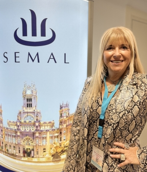 Hormonas biodi&eacute;nticas, geles y adapt&oacute;genos para que la  menopausia no deteriore la salud de la mujer