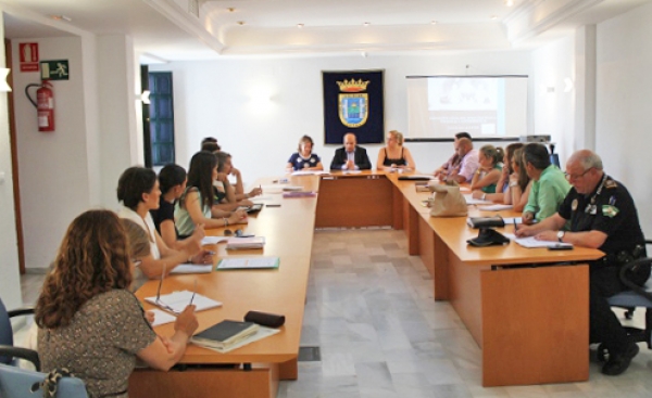 Sanlúcar la Mayor, primer municipio sevillano en constituir la Comisión de Seguimiento del Buen Trato a la Infancia y a la Adolescencia