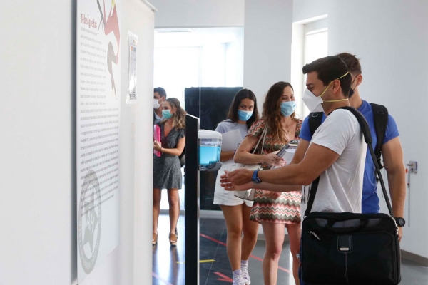 Mairena ampl&iacute;a en julio el horario de sus bibliotecas por la PEvAU