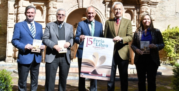 Tomares se convierte en la capital de los amantes de las letras con su 15&ordf; Feria del Libro