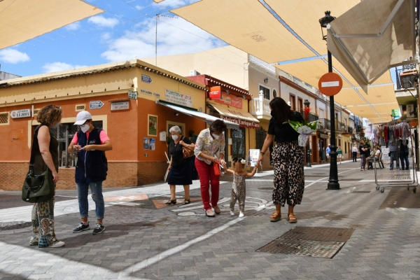 El ayuntamiento de Tomares pone en marcha las ayudas del plan de impulso al pequeño comercio