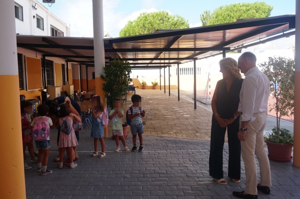 Arranca el curso 2023-2024 en Castilleja de la Cuesta para m&aacute;s de 1.600 ni&ntilde;os y ni&ntilde;as de Infantil y Primaria