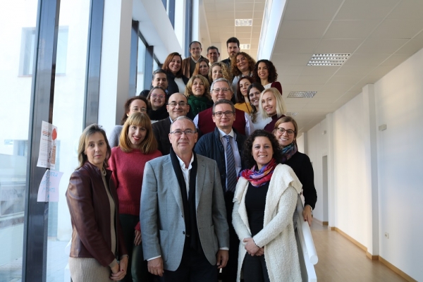 Veinte personas preparan su salida al mercado laboral  en la I Lanzadera de Empleo de San Juan de Aznalfarache
