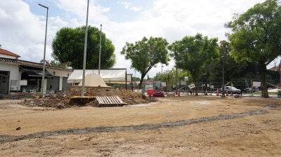 Continúan avanzando las obras en la Plaza de los Hermanos Maristas de Castilleja de la Cuesta