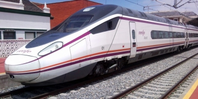 Viajes entre Madrid y Sevilla: Razones para elegir los billetes de tren y AVE