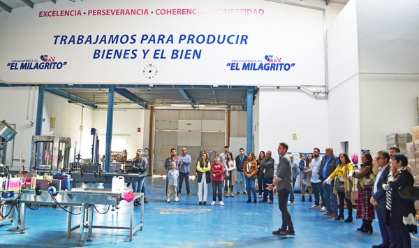 El Milagrito muestra sus instalaciones y los proyectos de crecimiento a su plantilla en el primer Family Day