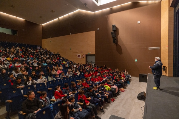 La programaci&oacute;n educativa del Ayuntamiento de Mairena del Aljarafe cierra el curso con m&aacute;s de 12 mil inscripciones