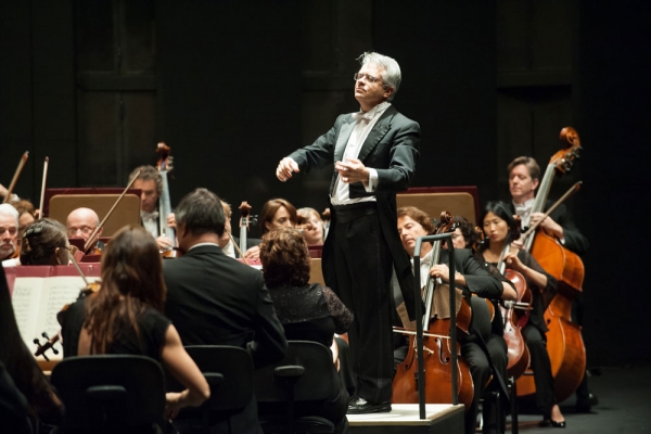 La Ross abre la temporada en Tomares con dos conciertos &uacute;nicos en los jardines del conde