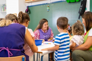 Mairena del Aljarafe invierte 335.000 euros y ejecuta 155 actuaciones en los CEIP de Mairena