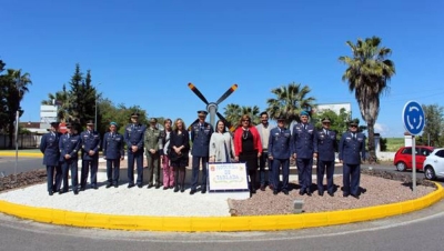 Inaugurada la rotonda Tablada, en homenaje al Acuartelamiento A&eacute;reo