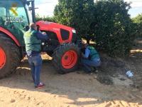 La Guardia Civil detiene a una persona  e investiga a otras dos por sustraer piezas esenciales de tractores agrícolas
