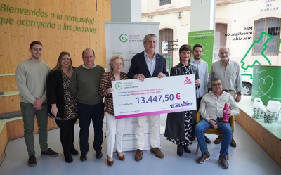 El Milagrito entrega a la Asociaci&oacute;n contra el C&aacute;ncer m&aacute;s de 13.000 euros por la venta de sus botellas en febrero