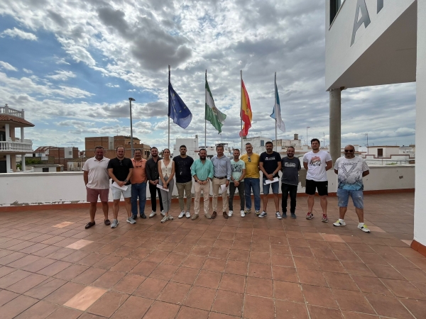 La Algaba firma con entidades deportivas locales un convenio para promocionar el deporte a trav&eacute;s de la cesi&oacute;n de instalaciones deportivas municipales
