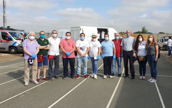 La Algaba recoge 7.800 kilos de alimentos y productos de higiene en la Romer&iacute;a Solidaria