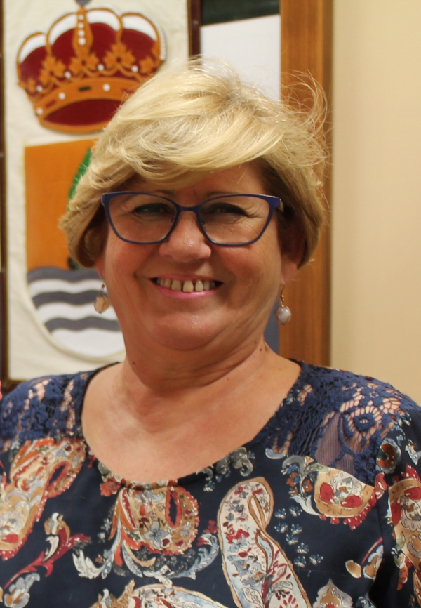 La alcaldesa de Gelves se compromete a dejar sin efecto el decreto que suspendi&oacute; el pago de las ayudas a los trabajadores del Ayuntamiento