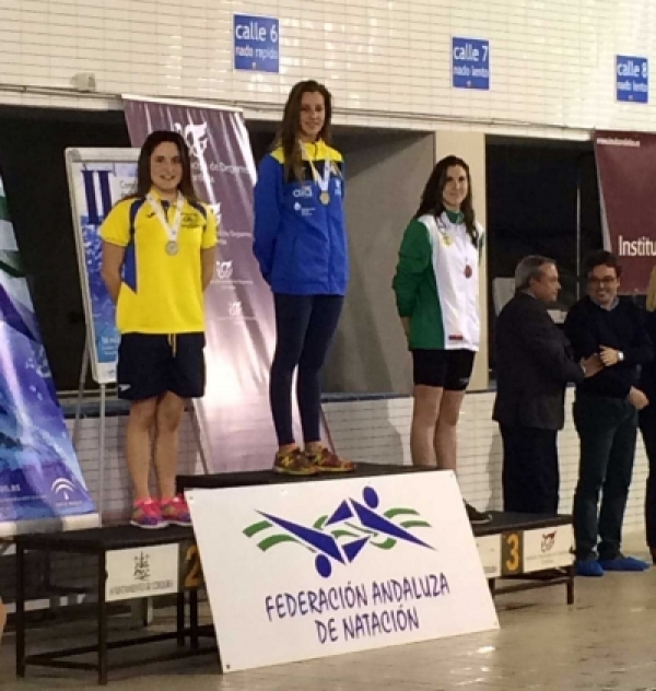 La nadadora del Club Nataci&oacute;n Mairena Paula Ru&iacute;z firma la tercera plaza y dos Mejores Marcas Territoriales en el II Campeonato de Andaluc&iacute;a de Larga Distancia