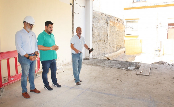 Las obras de construcci&oacute;n de la nueva Casa del Mayor de  Gines marchan a buen ritmo